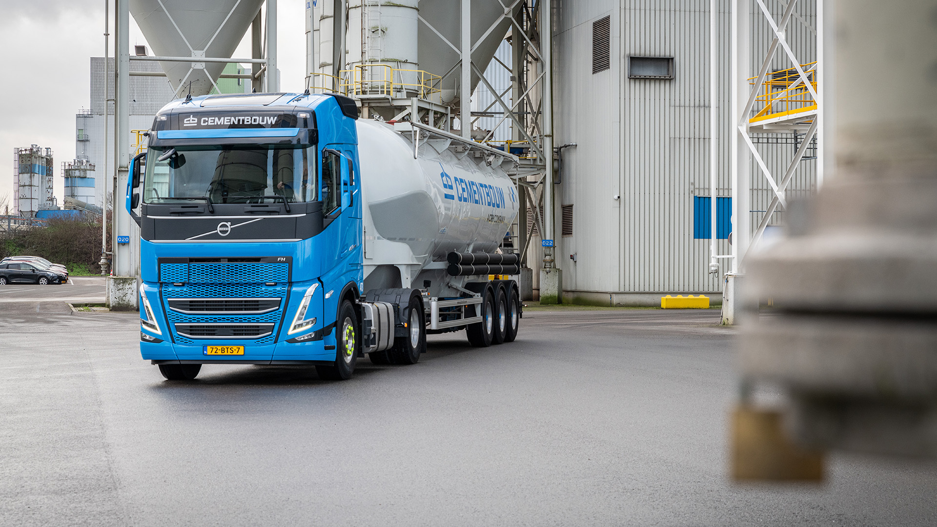 Eerste tien Volvo FH...
