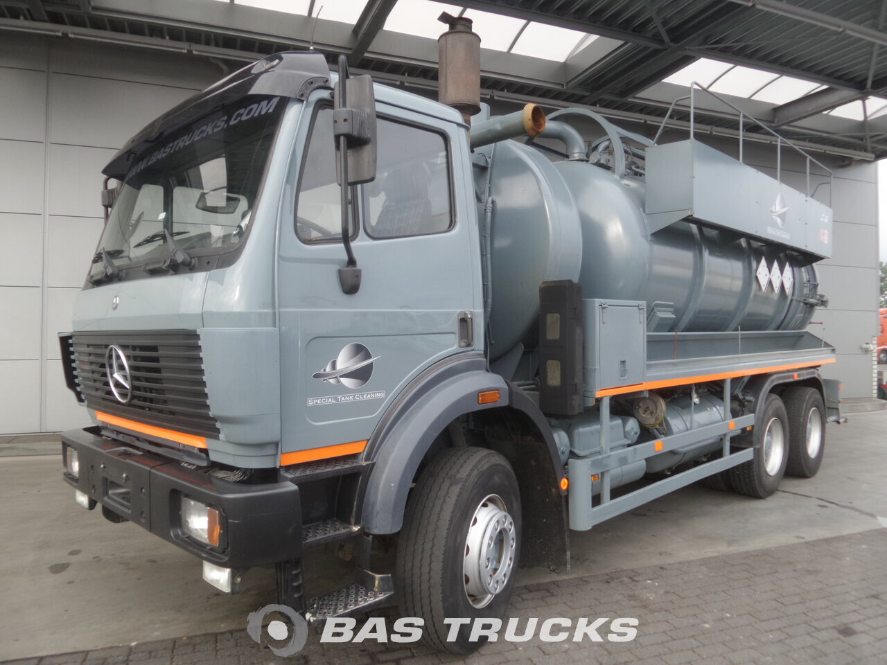 Mercedes 2631 1994 شاحنات مركبة ضخ هواء Bas Trucks