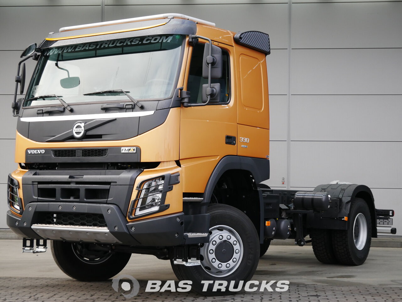 2010 Volvo FMX 8x4 022