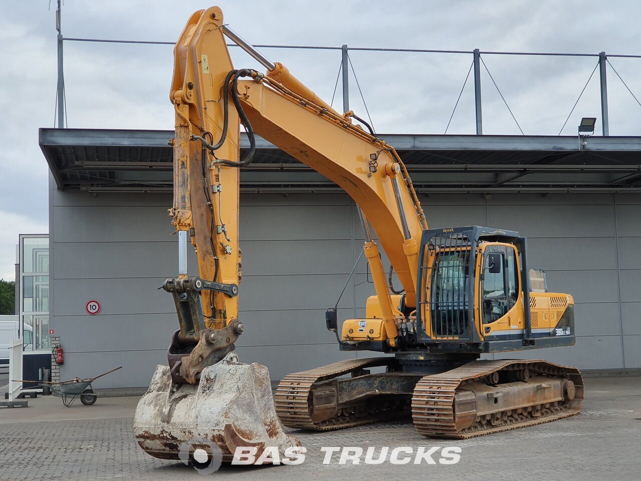 Hyundai R380 Hyundai R380