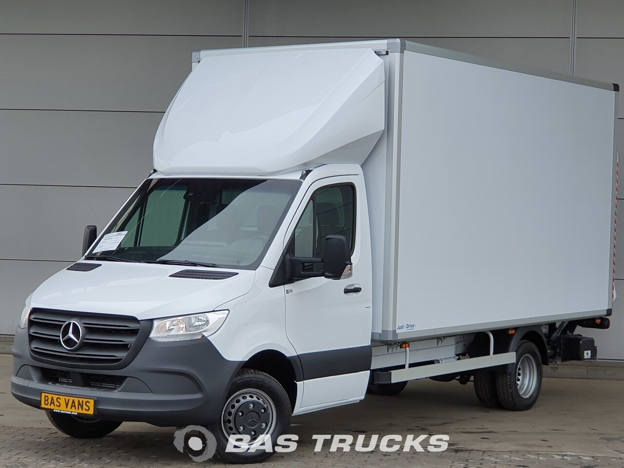 mercedes vans 2020