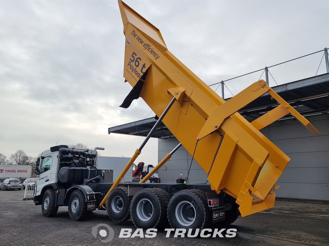 Volvo FMX 460 10X4 Pusher 55T payload Big-Axle 33m3 Euro 6 TIPPER –  Machitruck online marketplace