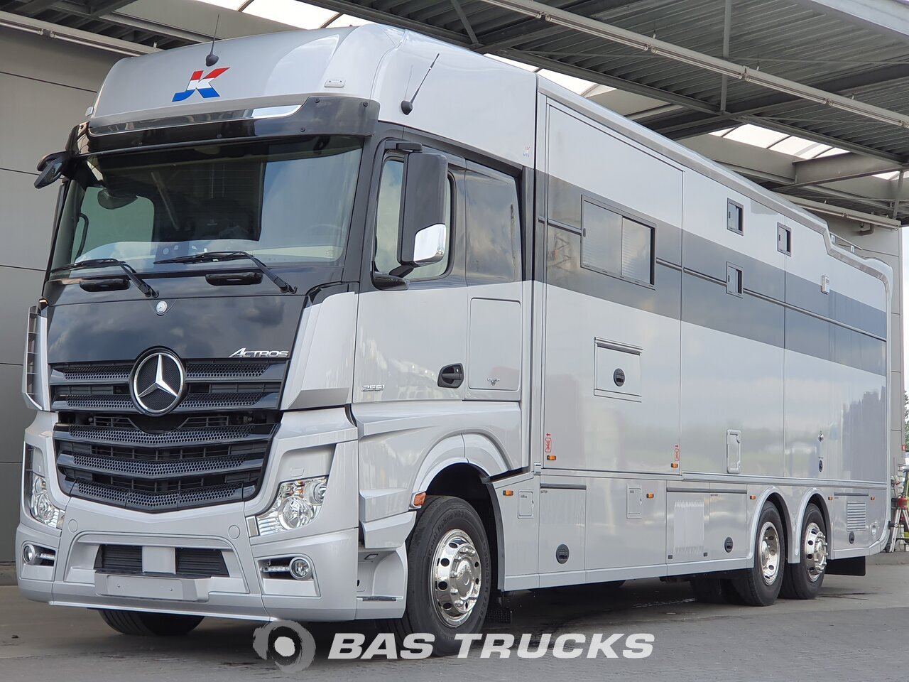 Mercedes Actros 2551 L 17 Pferdetransporter Lkw Bas Trucks