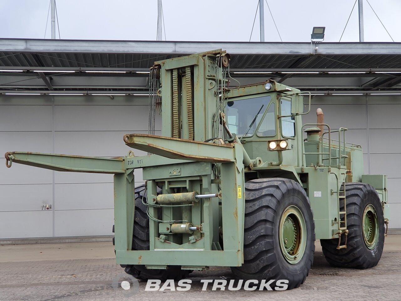 Caterpillar Dv43 1980 Forklift Bas Trucks