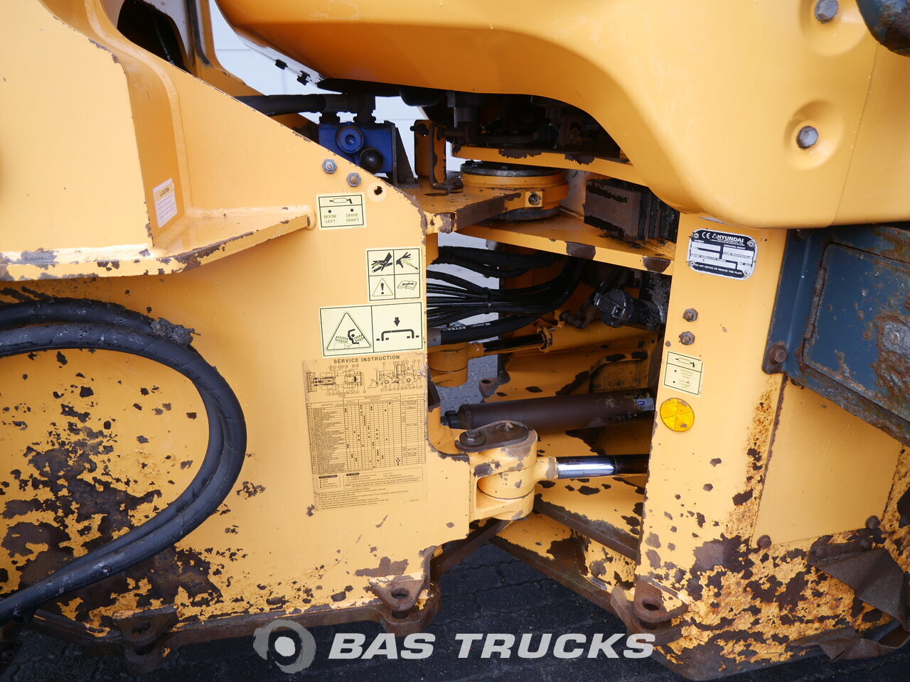 photo of Used Construction equipment Hyundai HL757-9 4X4 2011