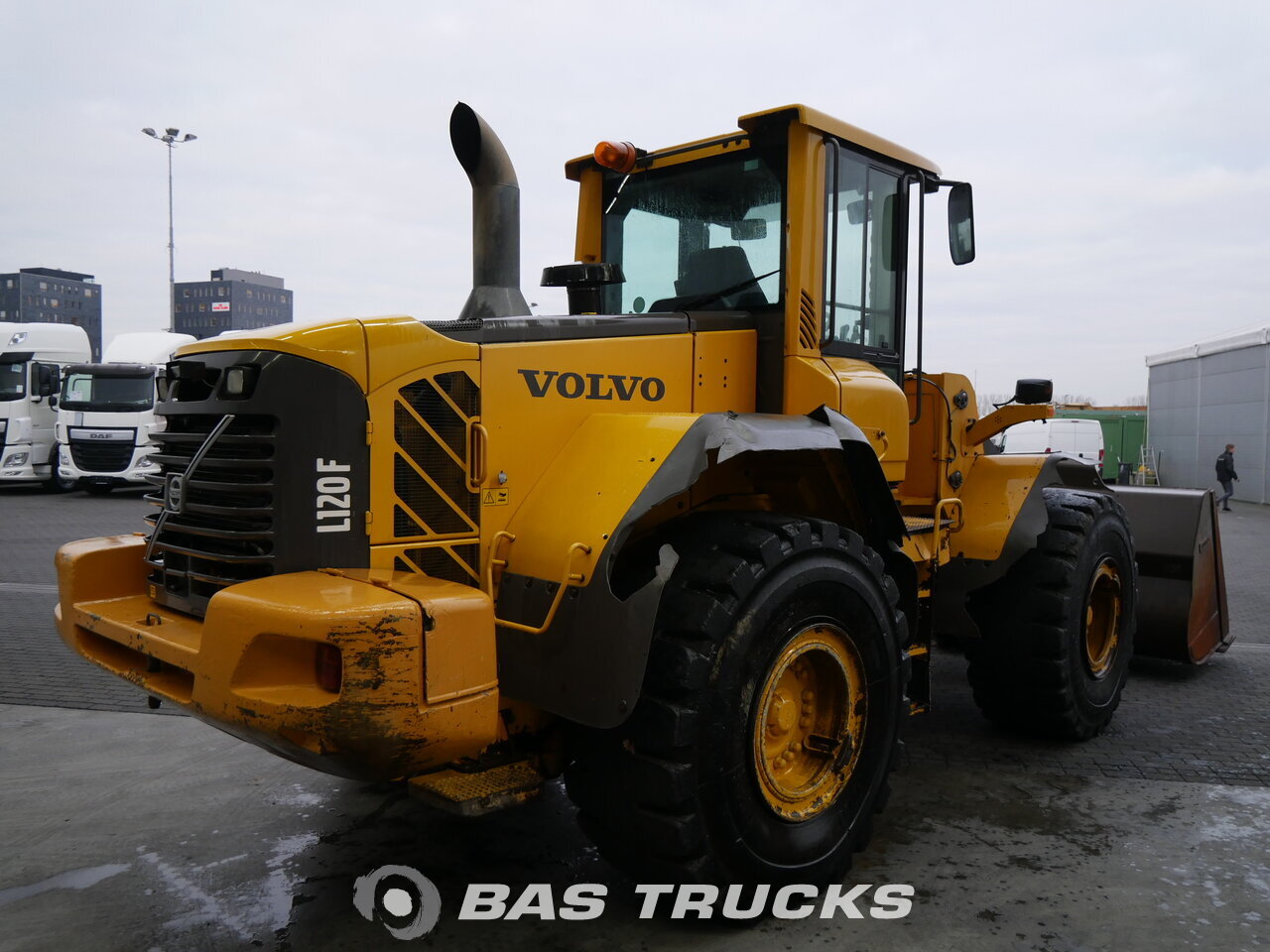 Volvo l120f габариты