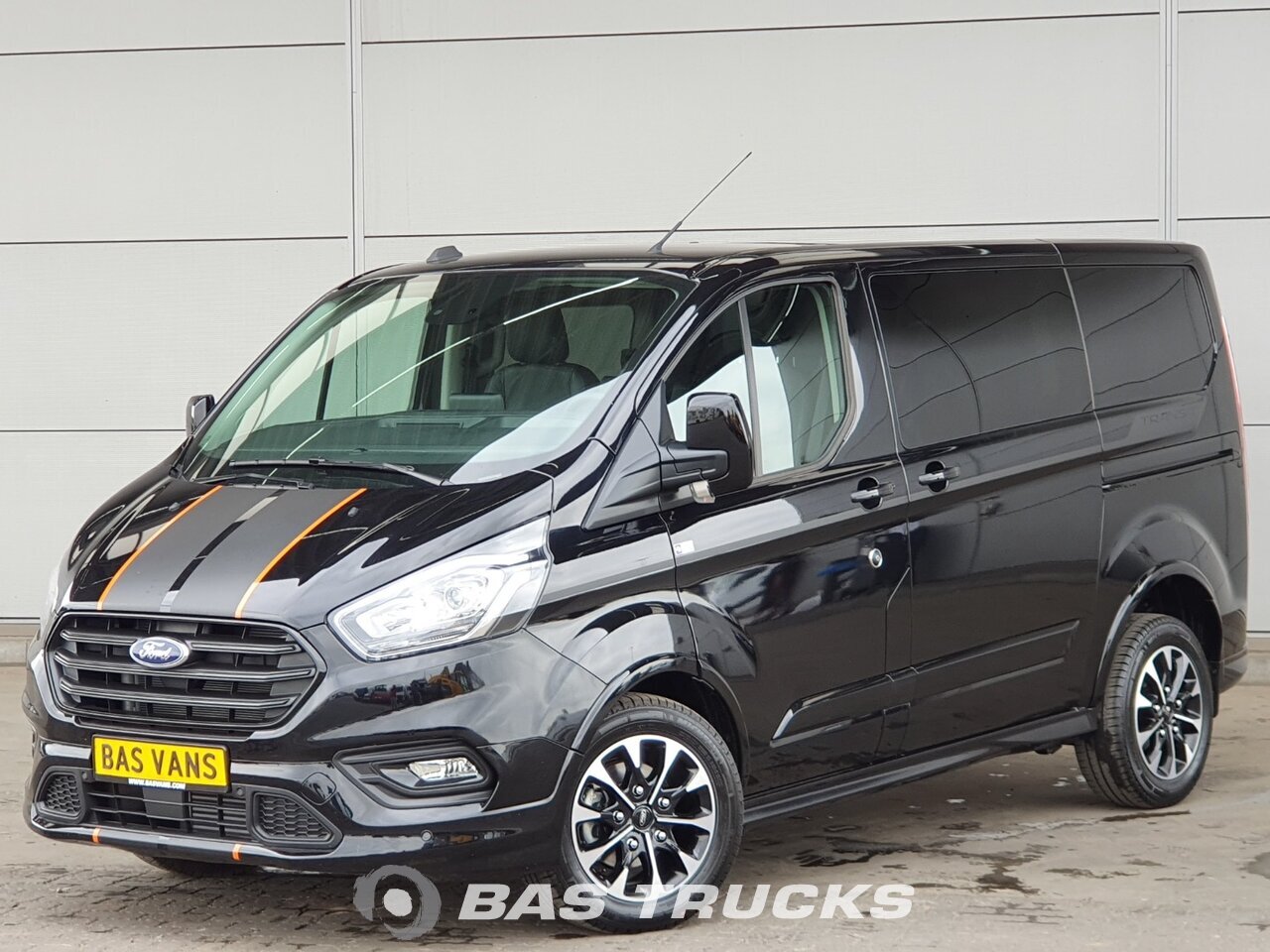transit custom towing capacity