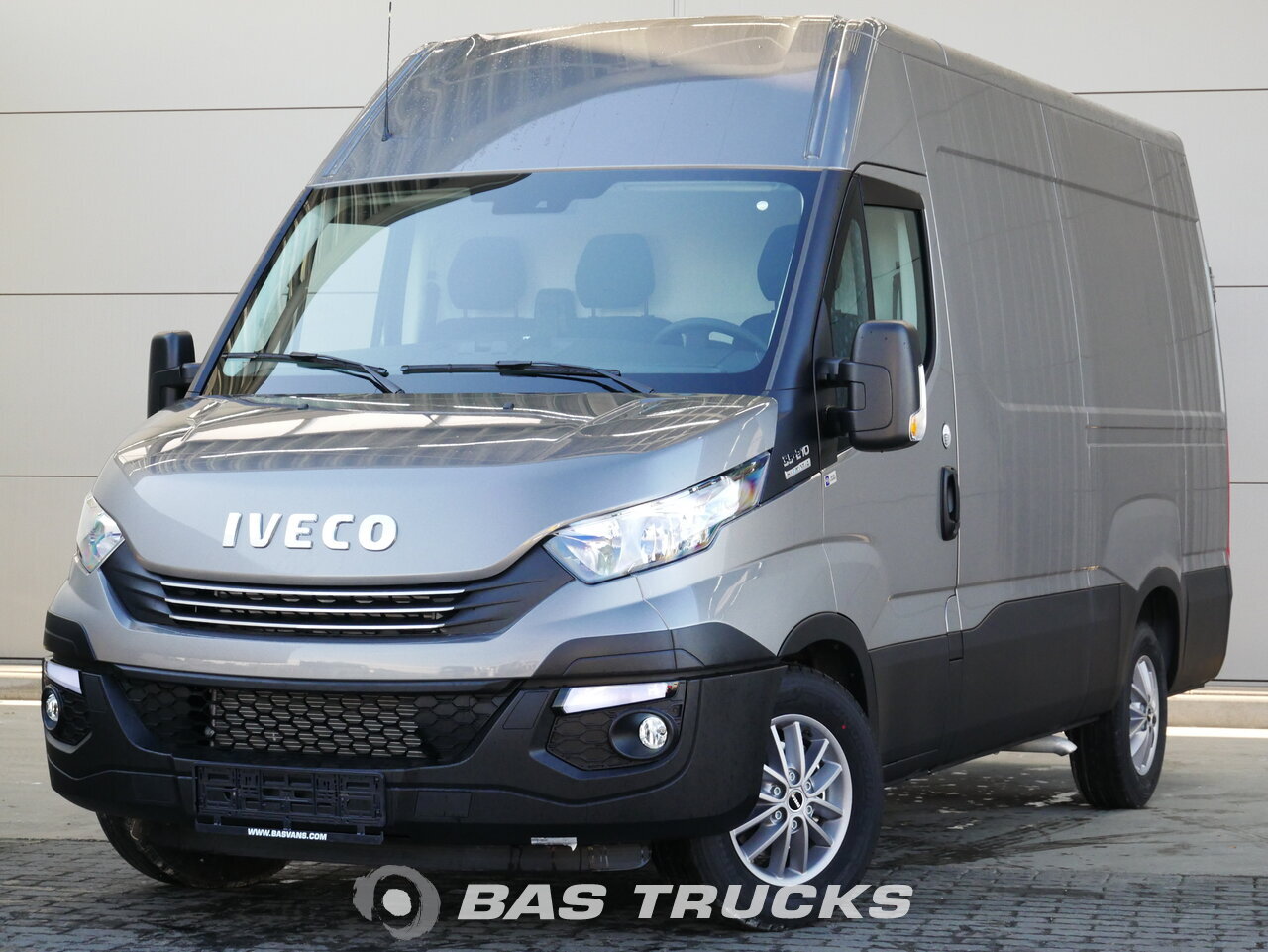 new iveco daily