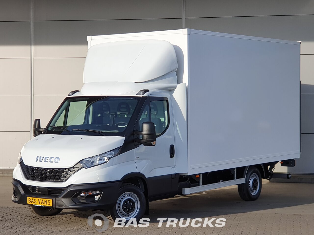 new iveco daily 2021