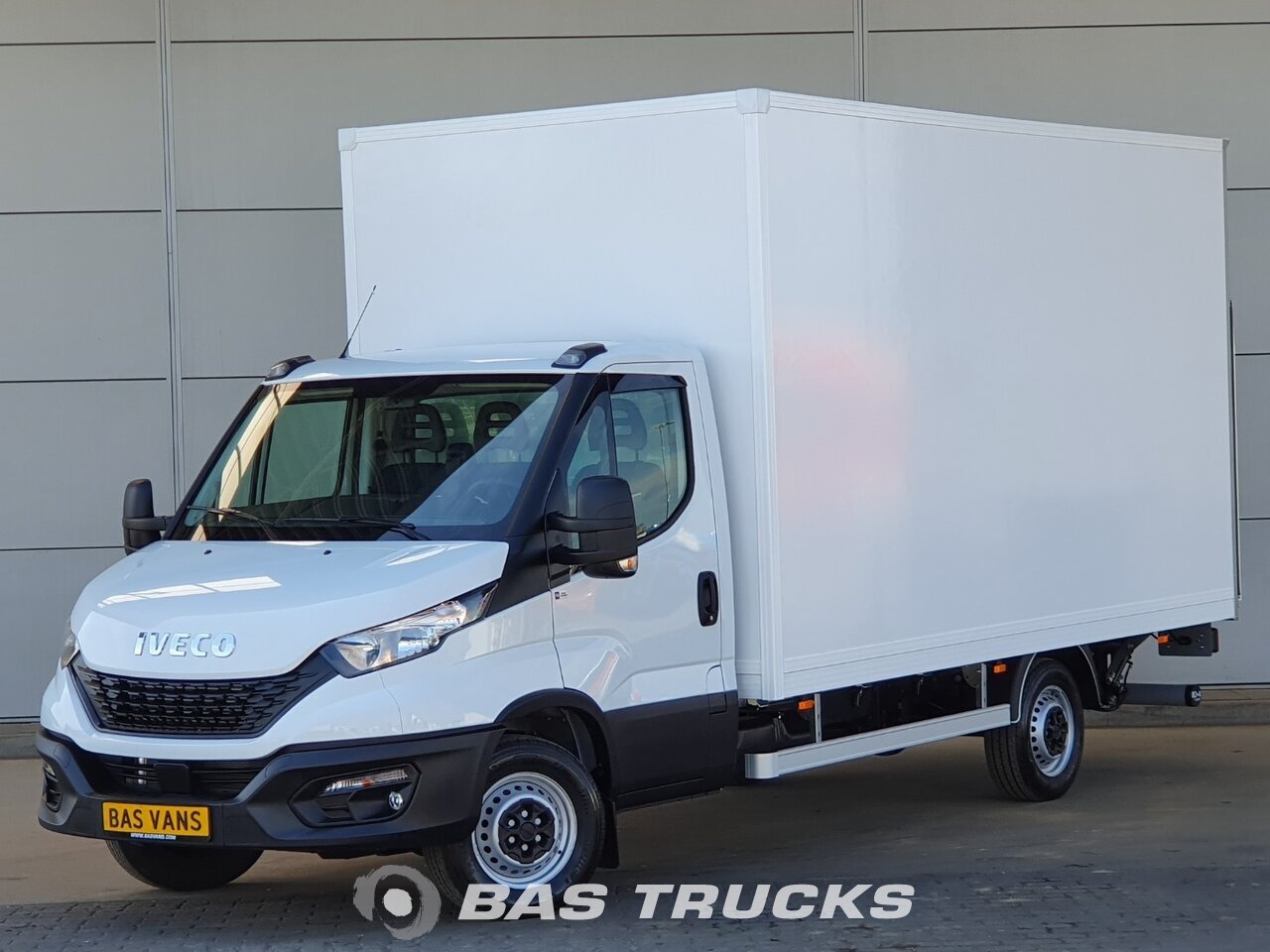 new iveco daily 2021