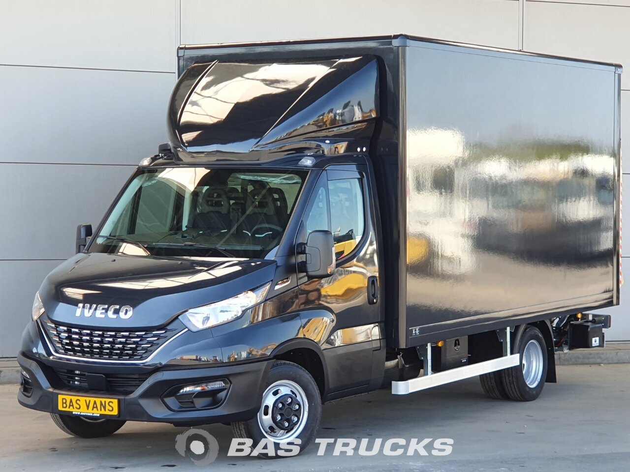 new iveco daily 2021