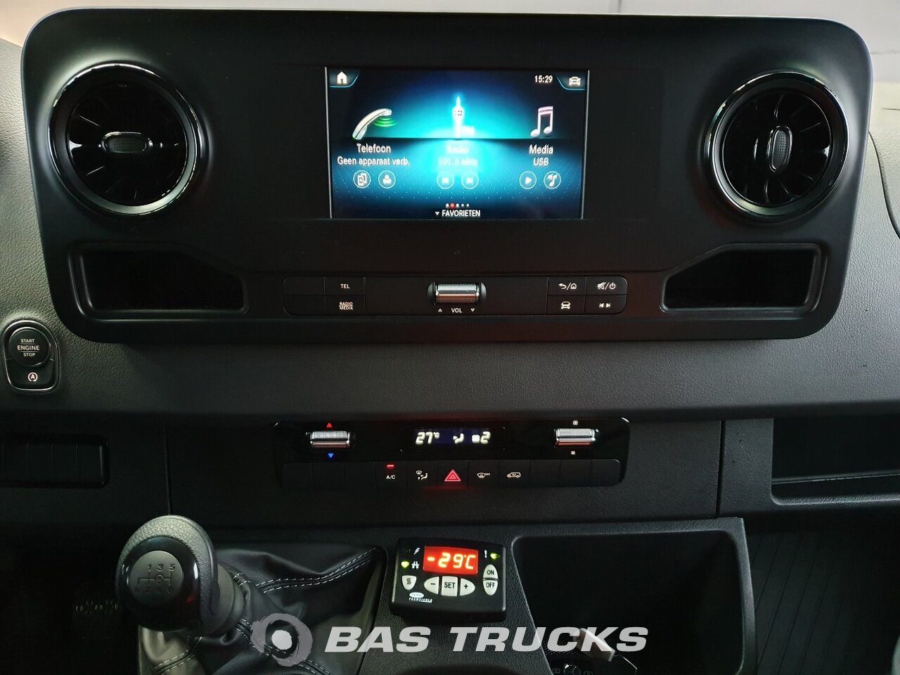 mercedes sprinter 2019 usb