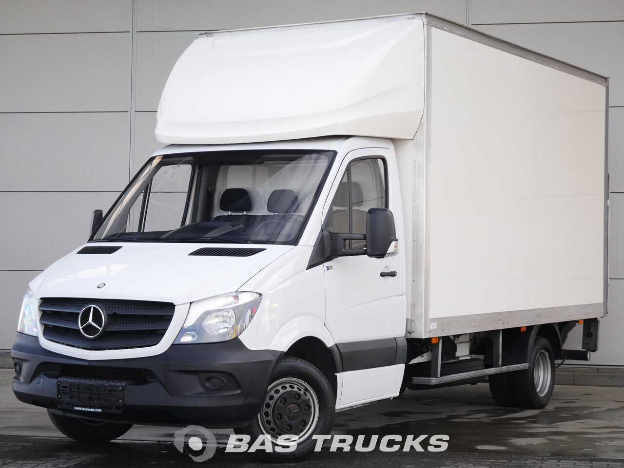 mercedes sprinter service cost