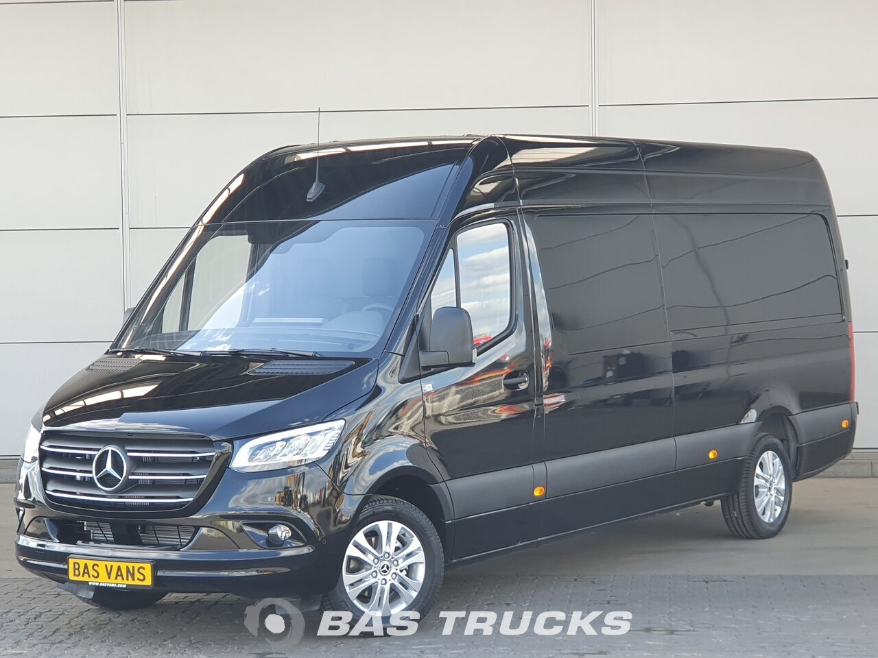 mercedes sprinter 319 v6