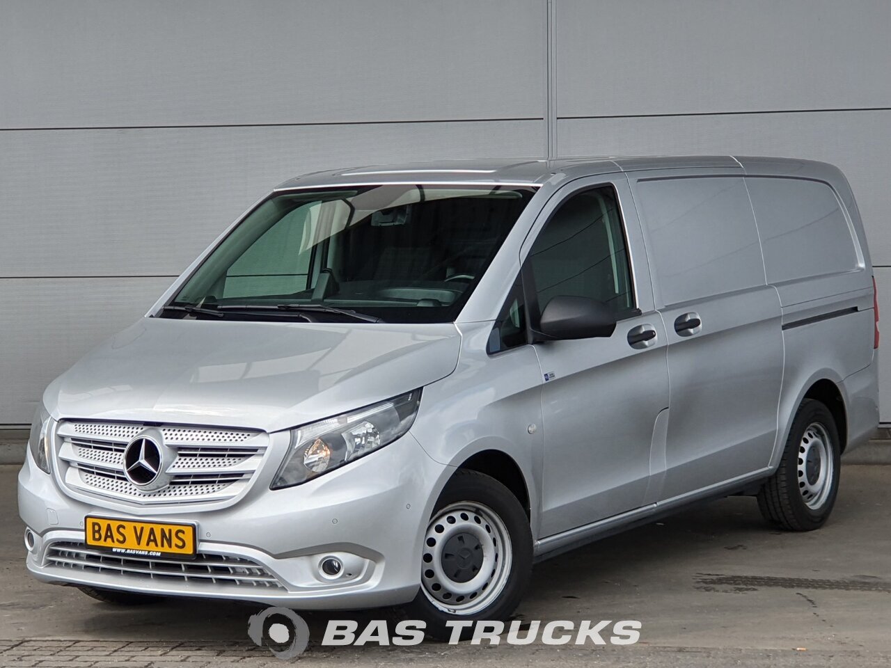 used mercedes vito van