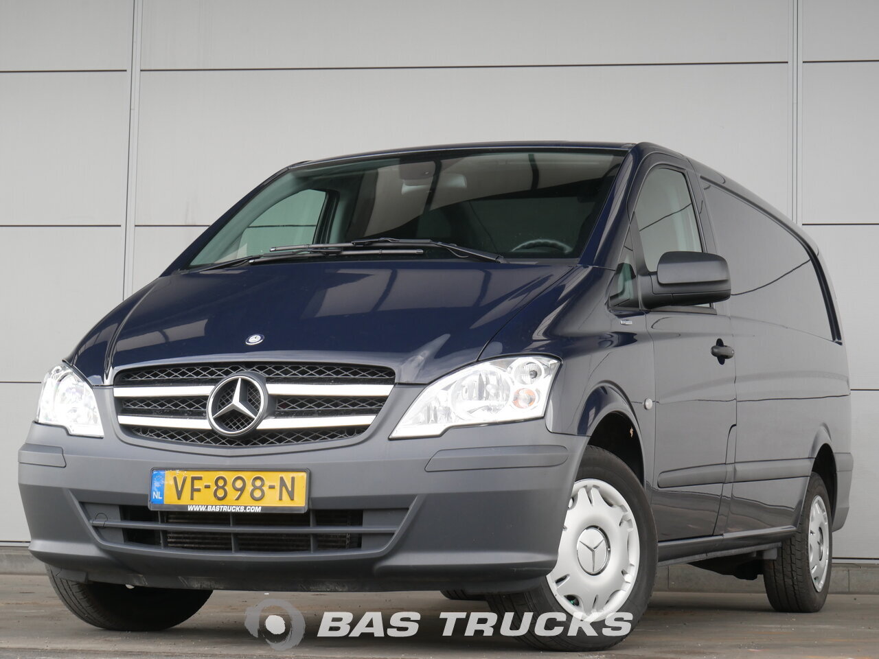 mercedes vito service cost