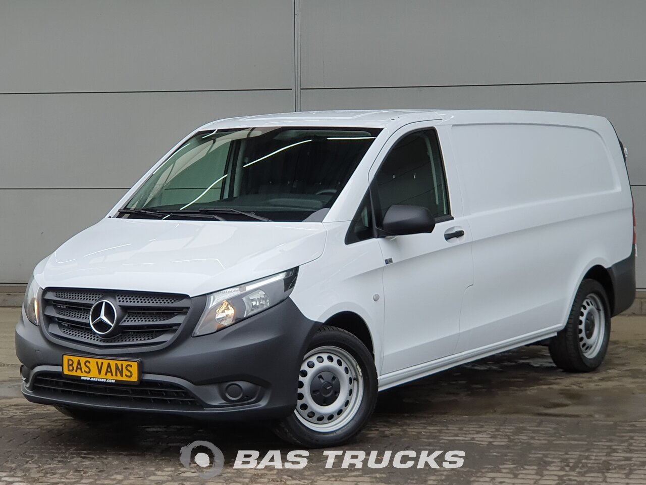 mercedes vito electric taxi 2019