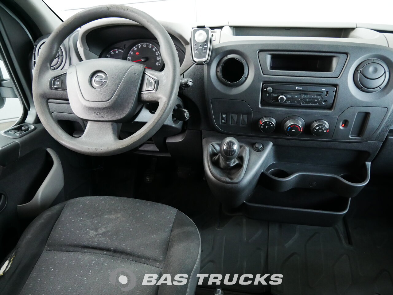 opel movano 2020 interior