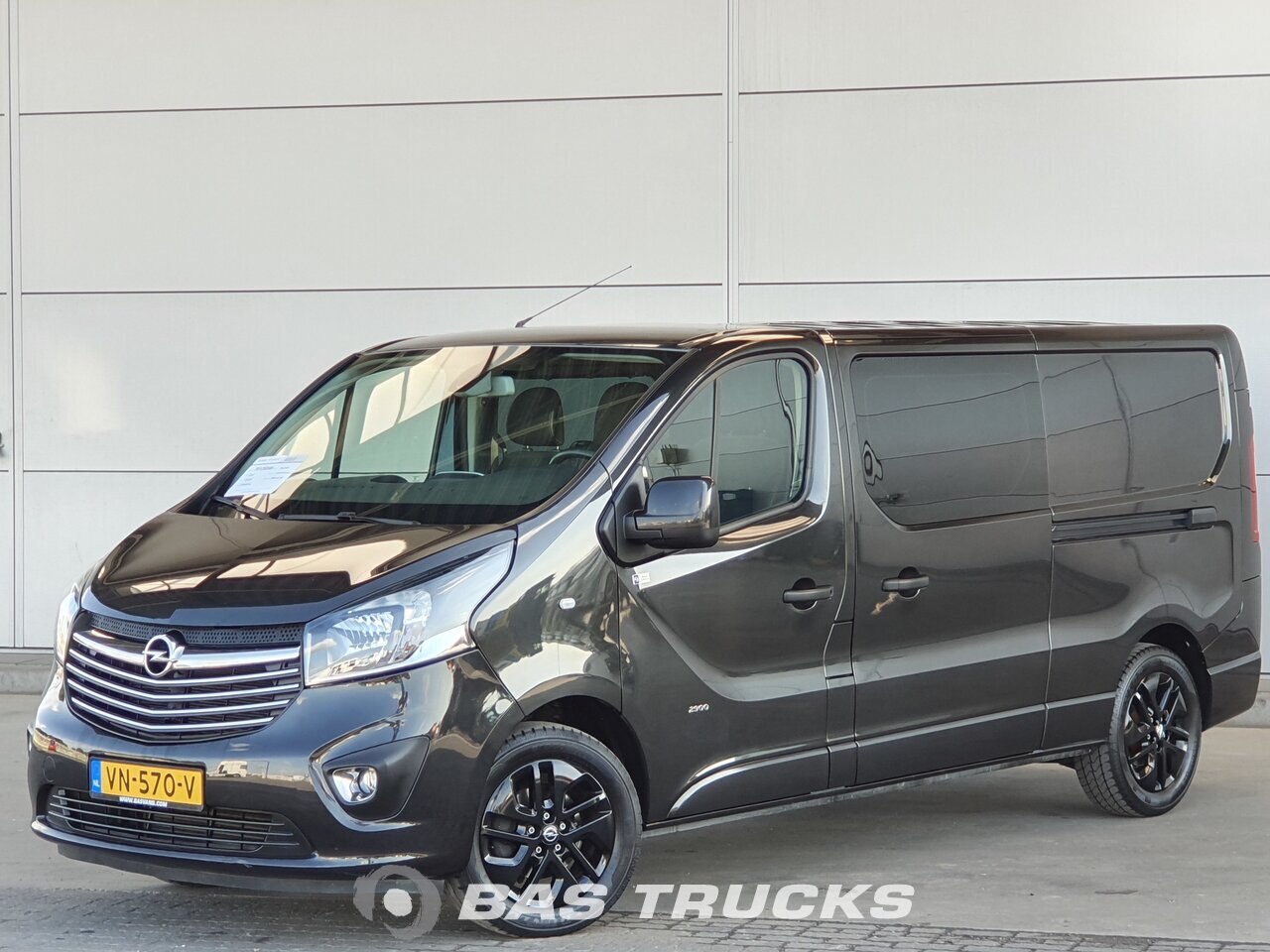 used vivaro van for sale