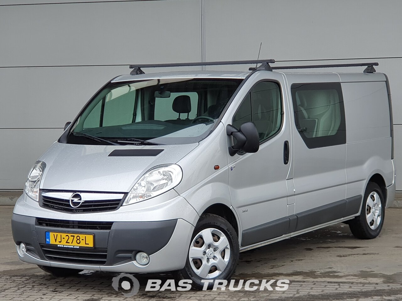 used vivaro van for sale