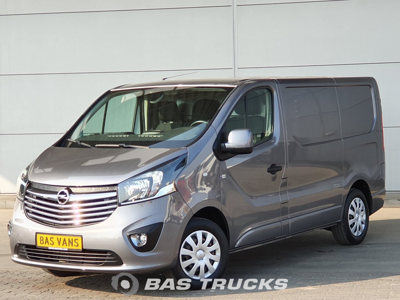 used vivaro van for sale