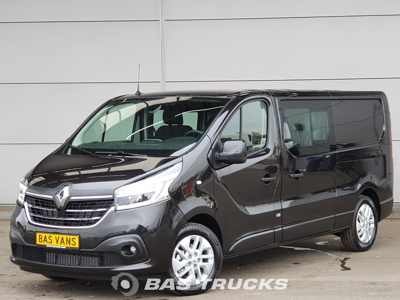 pre reg renault trafic sport for sale