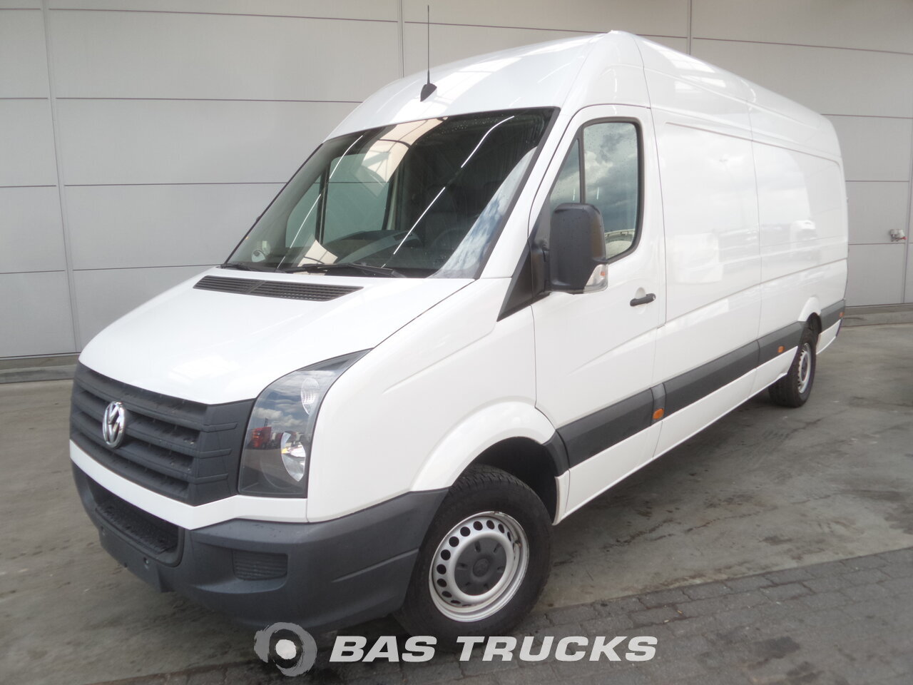 nearly new vw crafter