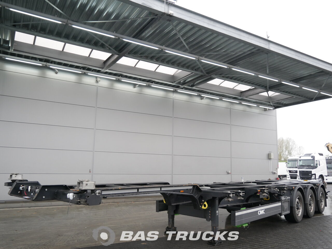 For Sale At Bas Trucks Cimc Liftachse Ausziehbar Extending Multifunctional Chassis Sc 03 022016