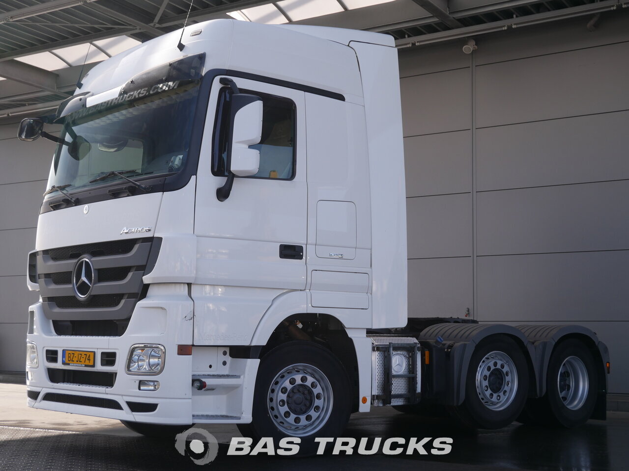 photo of Used Tractorhead Mercedes Actros 2544 LS 6X2 2011