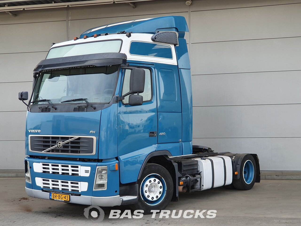 Volvo 420 самосвал