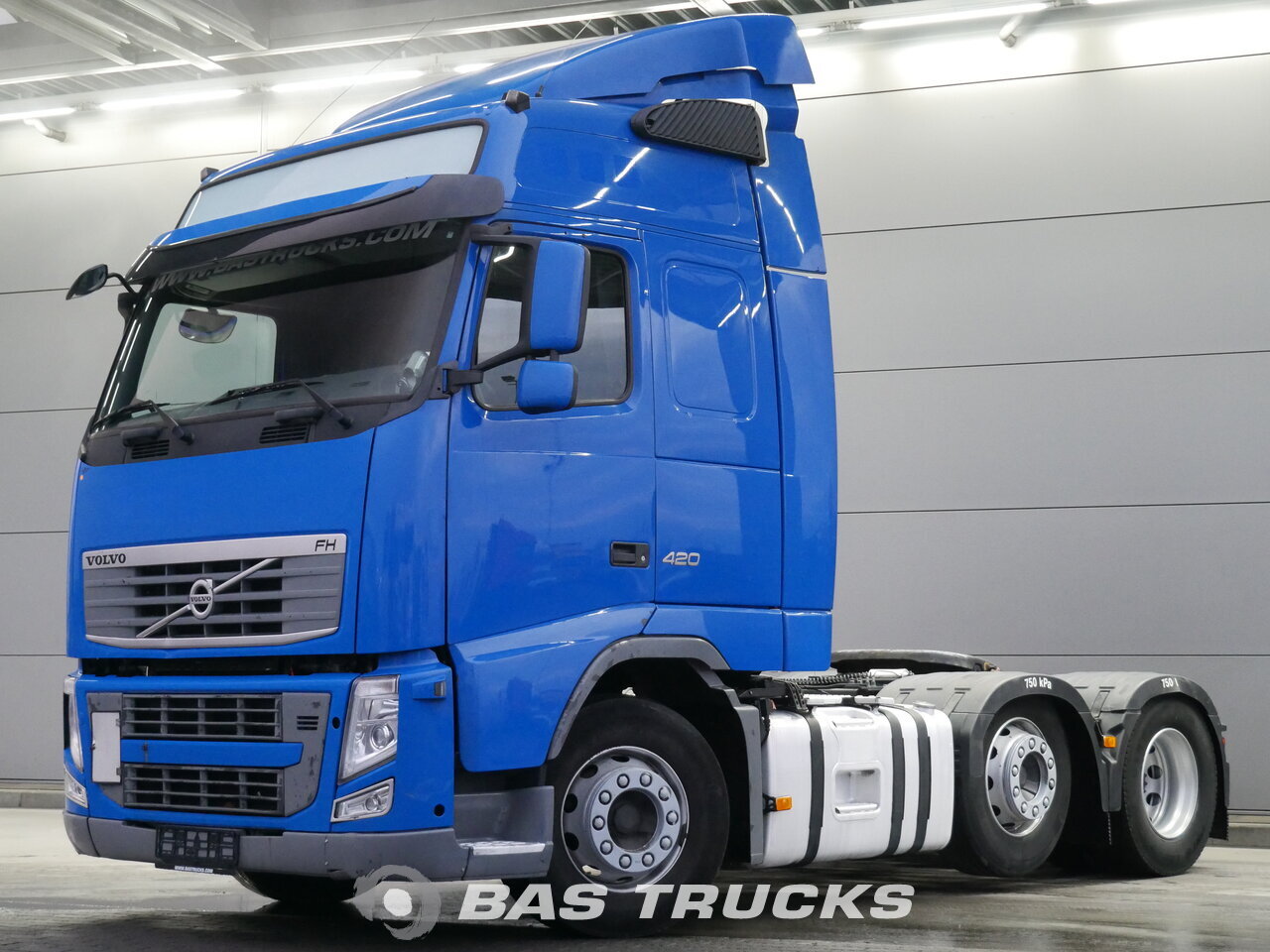 Volvo FH 420 Tractorhead Euro norm 5 €36600 - BAS Trucks