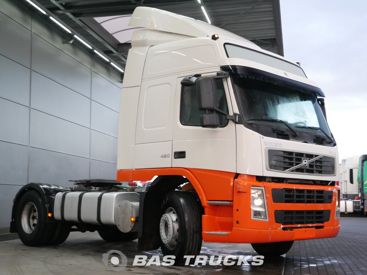 Volvo 420 самосвал