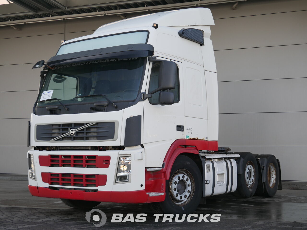 photo of Used Tractorhead Volvo FM 440 6X2 2007