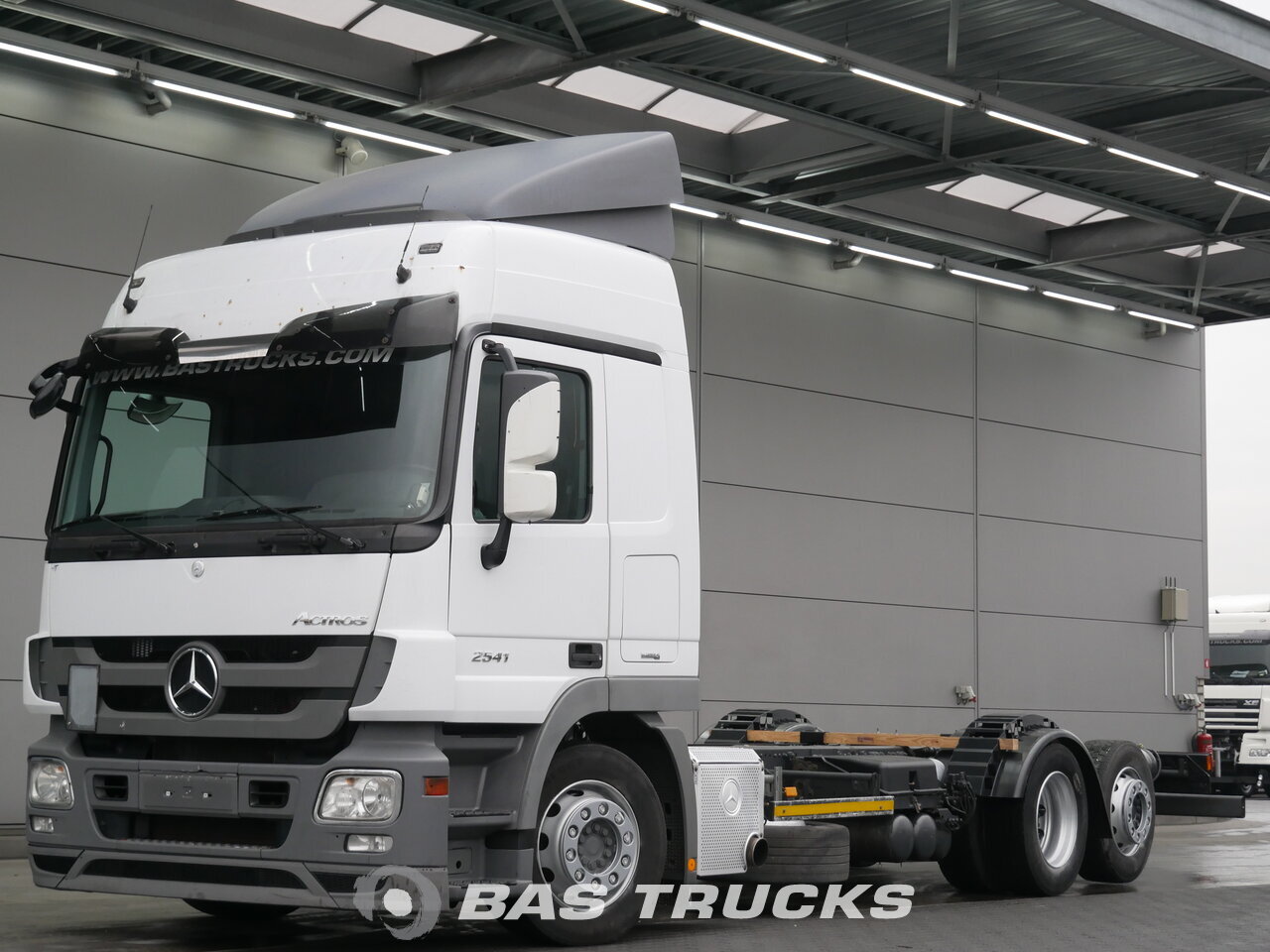 photo of Used Truck Mercedes Actros 2541 L 6X2 2011