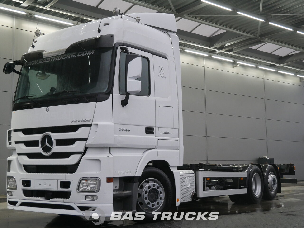 photo of Used Truck Mercedes Actros 2544 L 6X2 2010