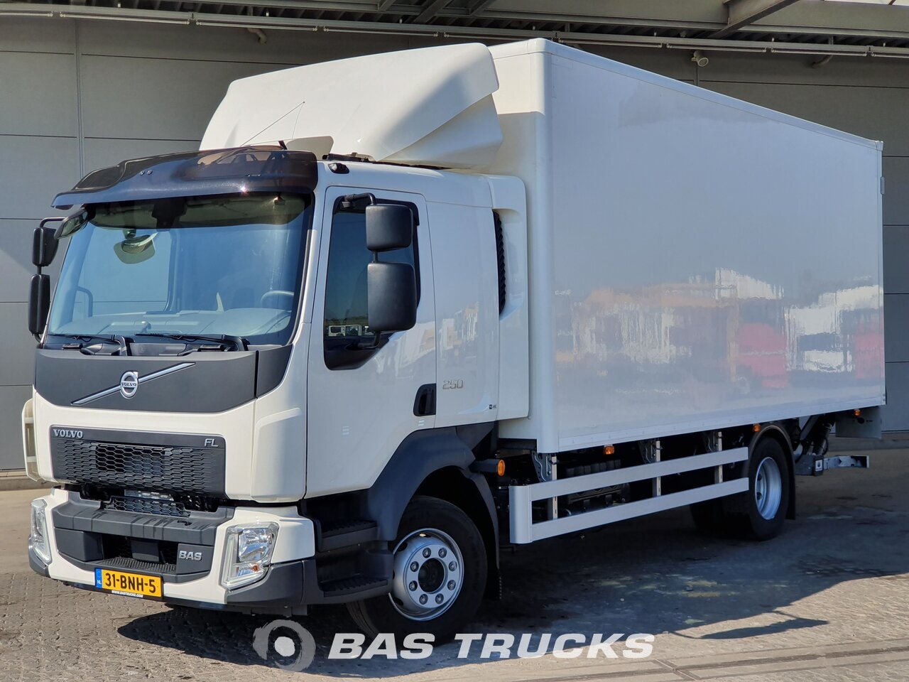 Volvo FL 250 2019 Closed Truck - BAS Trucks