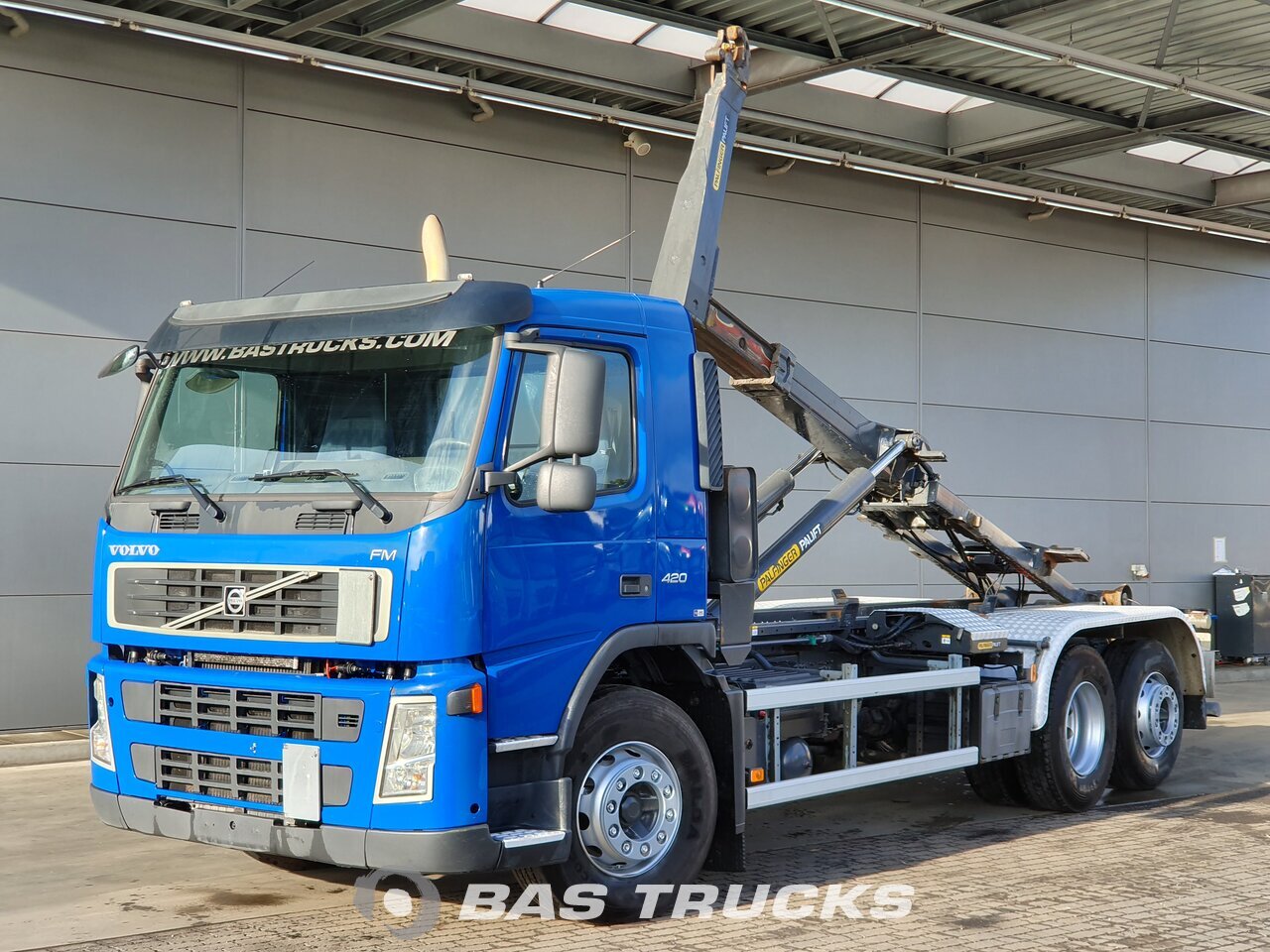 Volvo 420 самосвал