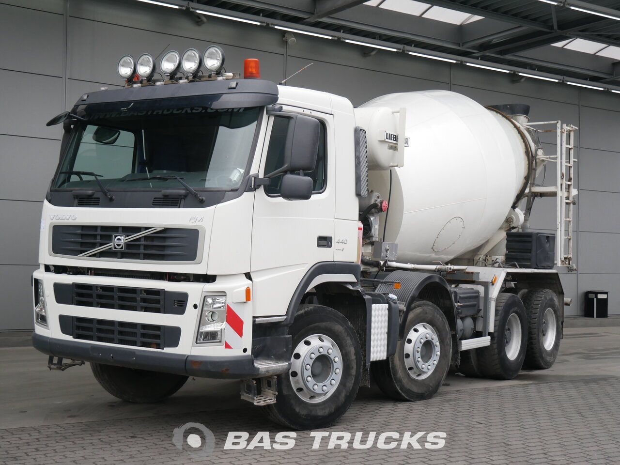 photo of Used Truck Volvo FM 440 8X4 2007