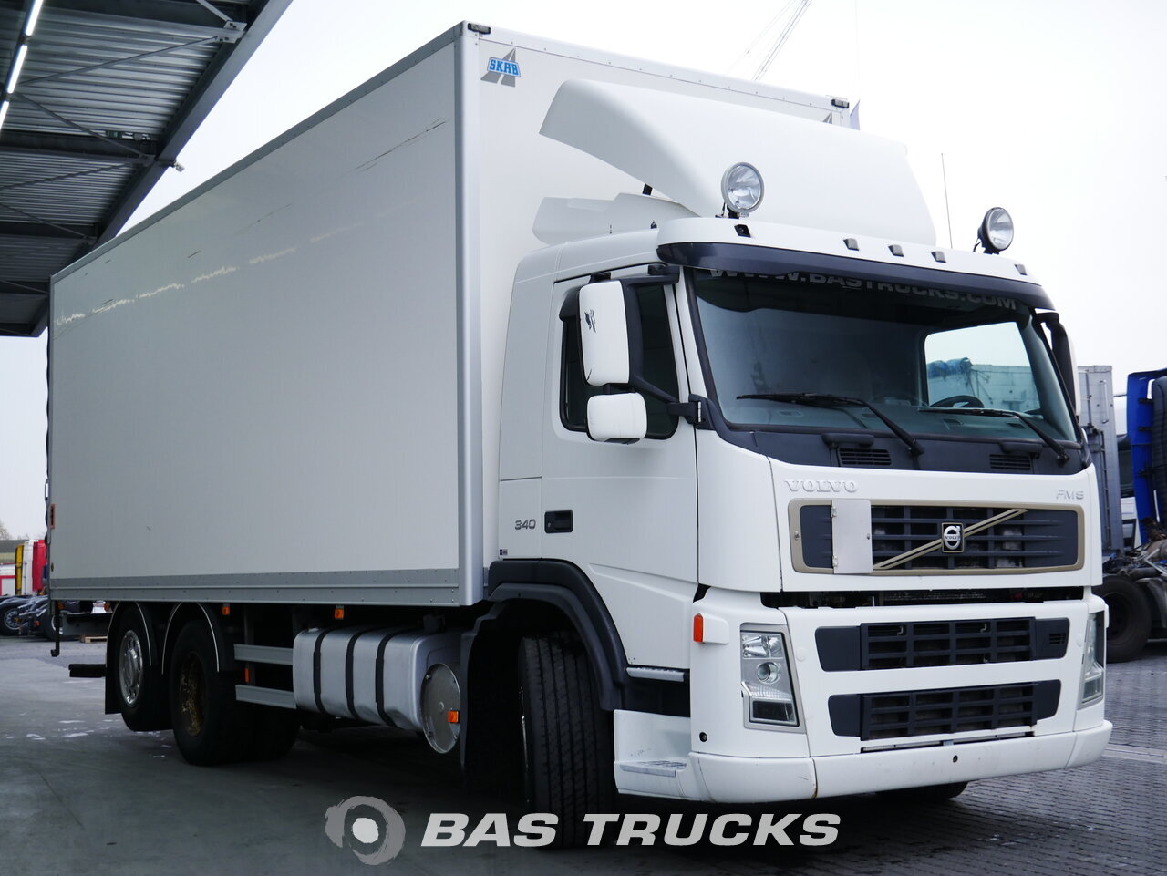 photo of Used Truck Volvo FM9 340 6X2 2006