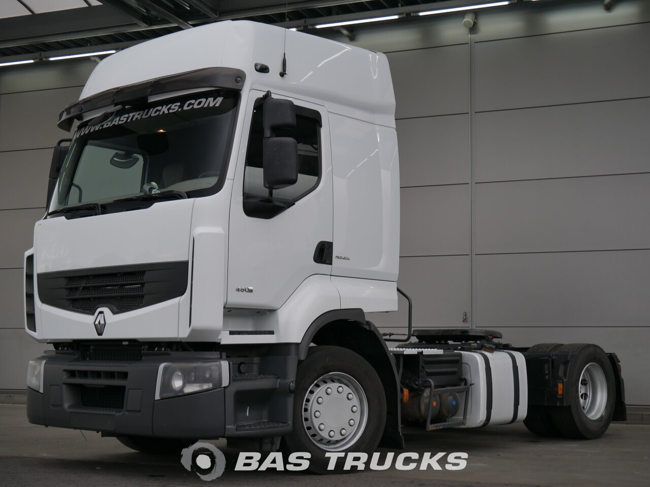 Renault premium фото